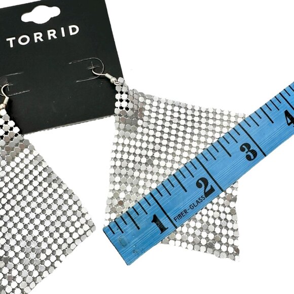Torrid Silver Mesh Kite Earrings with Fishhook Backs Shimmer Lightweight NEW - Picture 6 of 6